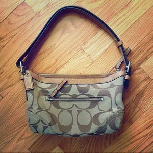 Coach Signature Shoulder Bag